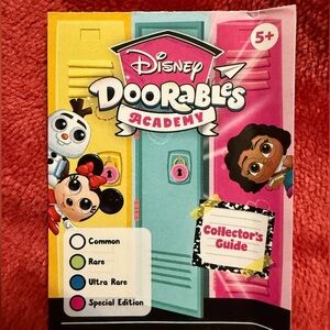 Disney Doorables Academy Elsa (Frozen) & Mirabel (Encanto)